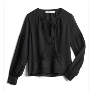 🛍️Rebecca Minkoff Greta embroidered blouse